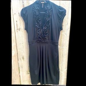 BCBG LITTLE BLACK DRESS—SIMPLE, CHIC, COMFORTABLE, and did I mention pockets?